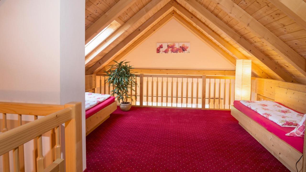 Landhaus Leitner Am Wolfgangsee ザンクト・ギルゲン エクステリア 写真